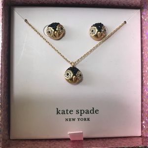 💸💰Kate Spade Dashing Penguin Pendant Stud set